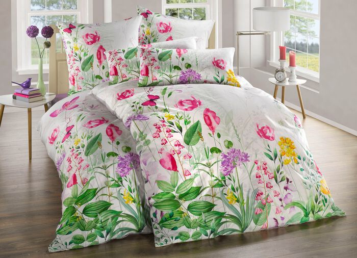 Bettw&auml;sche-Garnitur mit eindrucksvollen Motiven 