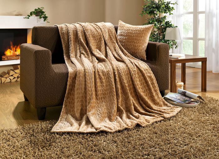 Wohndecken und Kissenbezug aus Mikrofaser-Flausch CAMEL