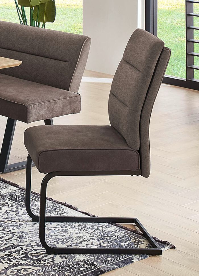 Stilsichere Esszimmerm&ouml;bel BRAUN-ESPRESSO