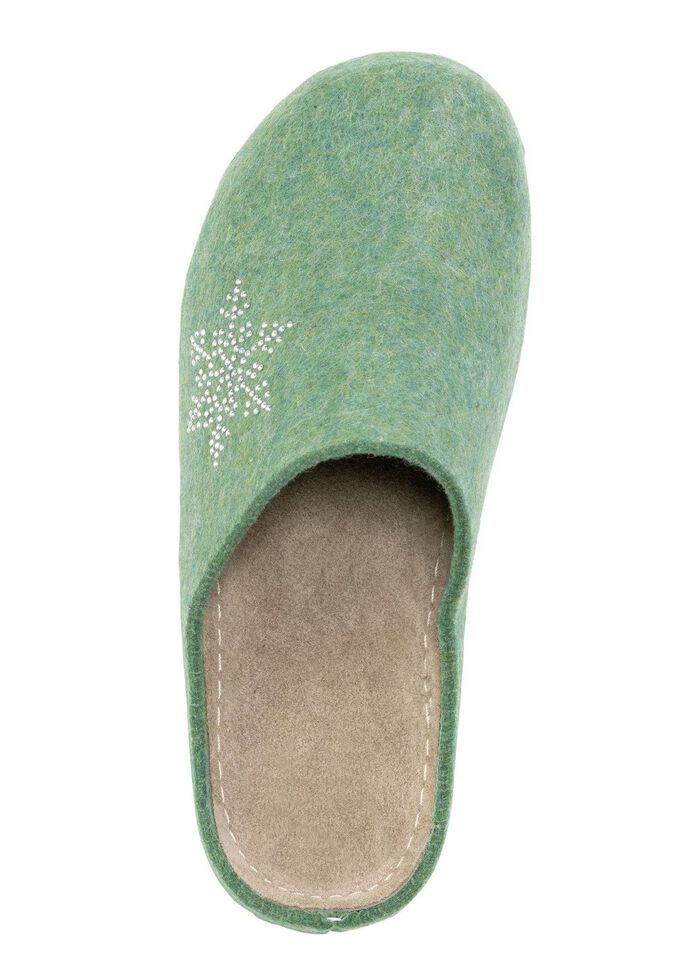 Laurina Pantoffel mit pfiffiger Nietenzier 