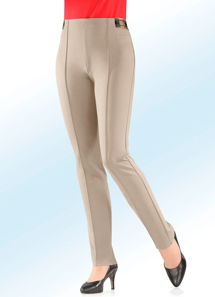 Hose in bequemer Schlupfform 