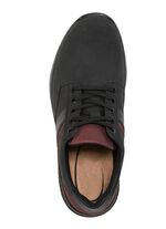 Schn&uuml;rschuh aus Rind-Nubukleder mit Nappaleder-Bes&auml;tzen SCHWARZ-BORDEAUX