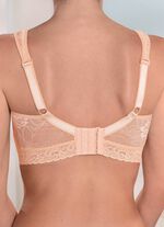 BH mit Haftband f&uuml;r perfekten Sitz 