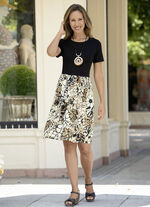Kleid mit farbbrillantem Inkjet-Druck 