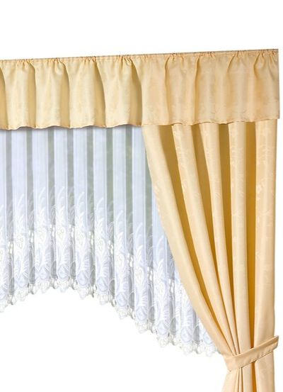 Querbehang mit edlem Glanz. 