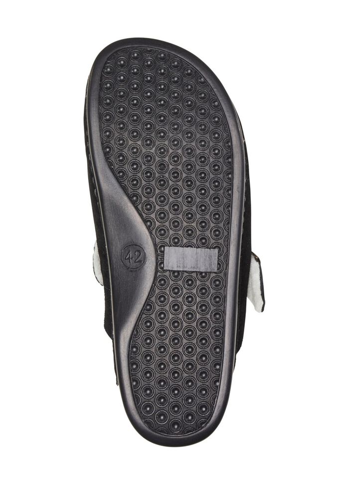 Pantoffel aus weichem Veloursleder 