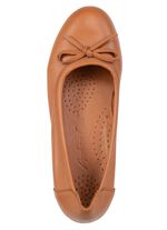 Andrea Conti, schicke Damen-Ballerinas, Weite G, mit herausnehmbarem Fussbett COGNAC