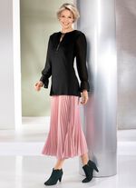 Shirt mit ausgefallener Ausschnittverarbeitung in 2 Farben SCHWARZ