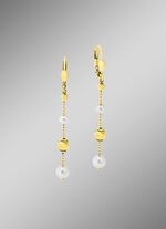 Ohrringe mit S&uuml;sswasser-Zuchtperlen und Goldkugeln 