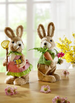 Hase aus Kunst- und Textilmaterial 