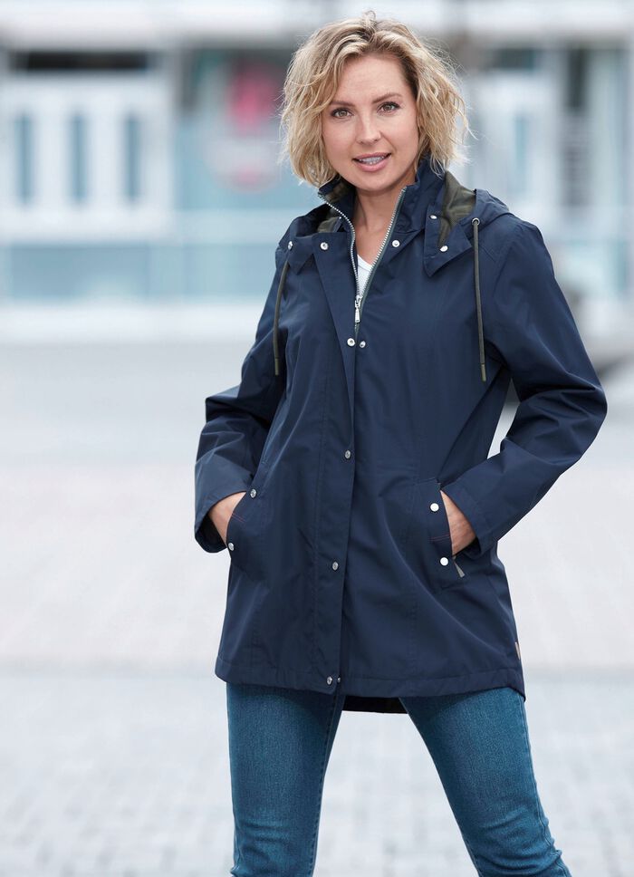 Funktionsjacke mit kleinem Regenschild an der abnehmbaren Kapuze NAVY