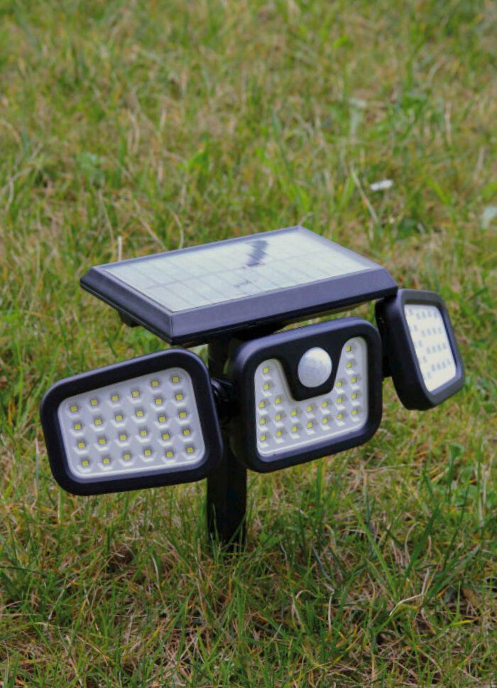 LED-Strahler Panta Trio Solar 