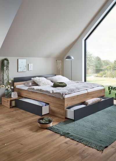 Stauraumbett mit grossen Schubladen 