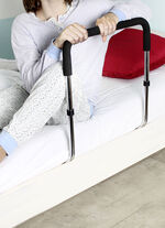 Macht das Aufstehen leichter: Bett-Aufstehhilfe