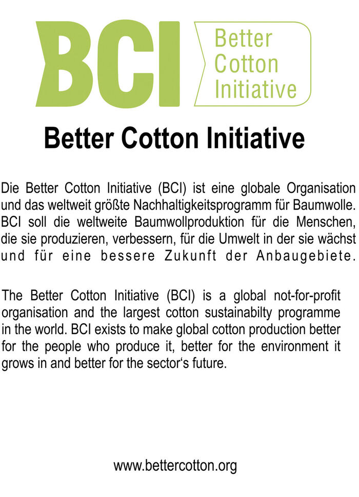 Pyjama mit Knopfleiste, aufgesetzter Brusttasche und Karodessin 