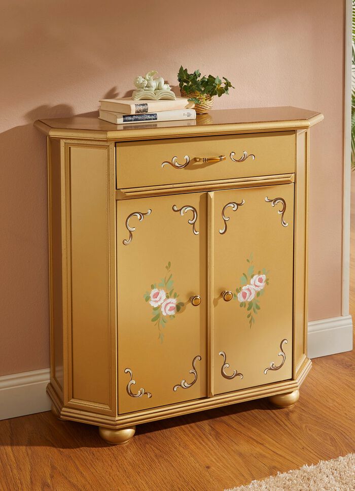 Teilmassive M&ouml;belserie mit Echtholzfurnier 