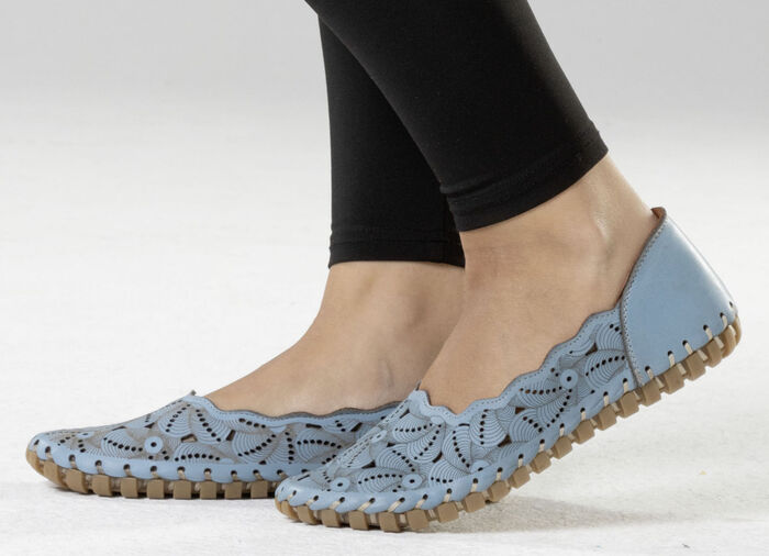 ELENA EDEN Ballerina mit interessanter Prägung JEANS