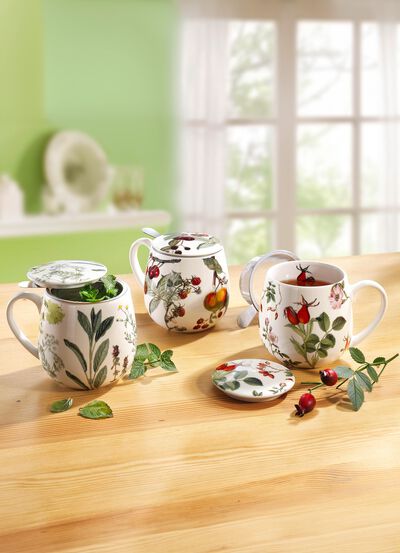 Teetassen aus feinem Porzellan 