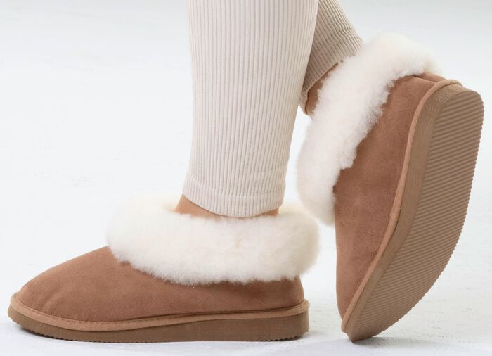 ELENA EDEN, warme Damen-Hausschuhe, Weite G, mit Lammfell TABAKBRAUN