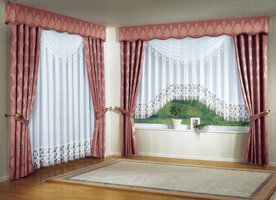 Vorhang mit Plauener Spitze 