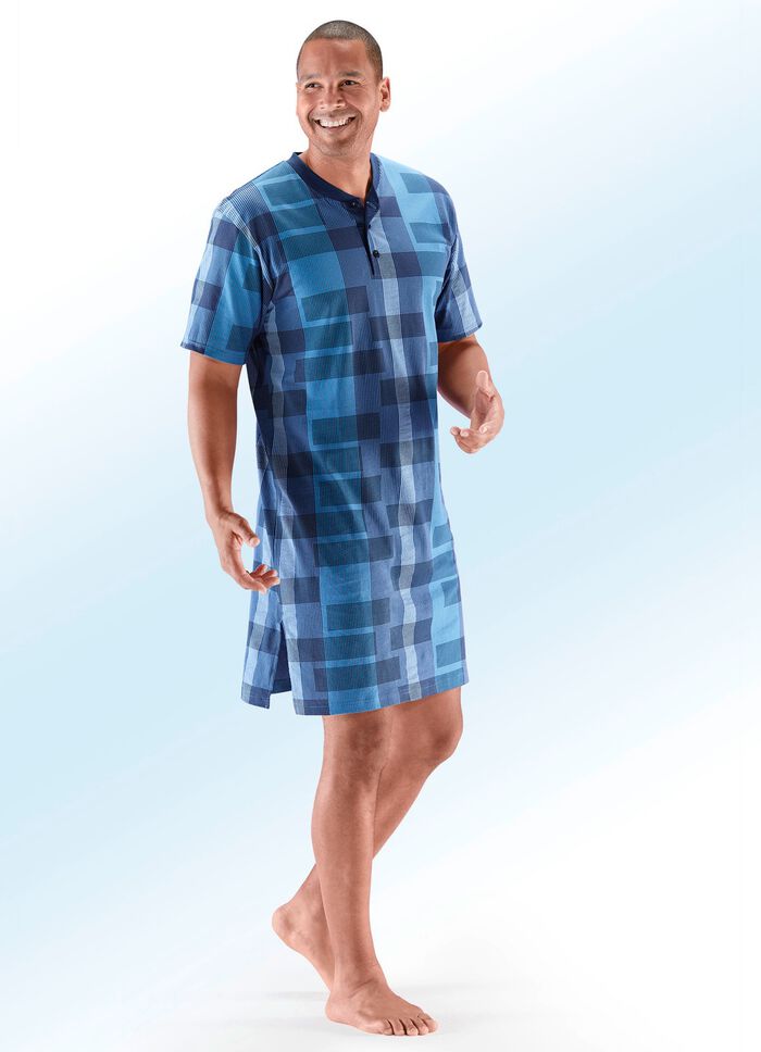 Nachthemd, kurzarm, mit Karodessin, Knopfleiste und Seitenschlitzen 