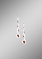 Wundersch&ouml;ne Ohrh&auml;nger mit Granat 