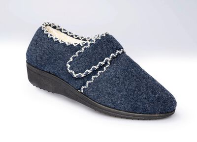 Kuschelige Hausschuhe mit flauschigem Innenfutter 