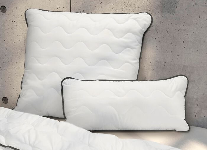 Kissenprogramm aus dem Hause biberna mit schwarzer Biese 