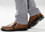 GINO GALANTE, klassische Herren-Slipper, mit herausnehmbarem Fussbett COGNAC