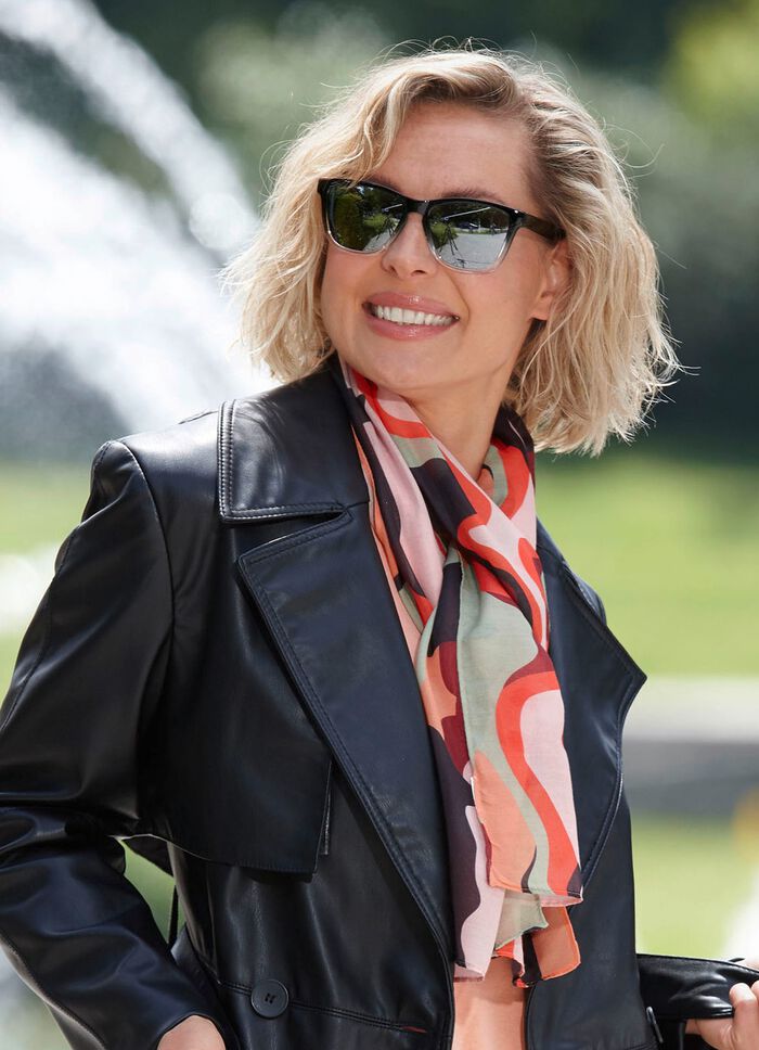 Schal mit Camouflage-Dessin 