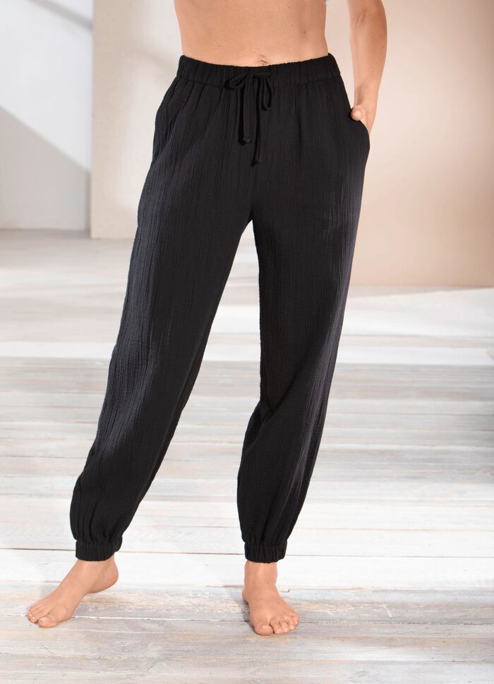 Atmungsaktive Hose von Laurina SCHWARZ