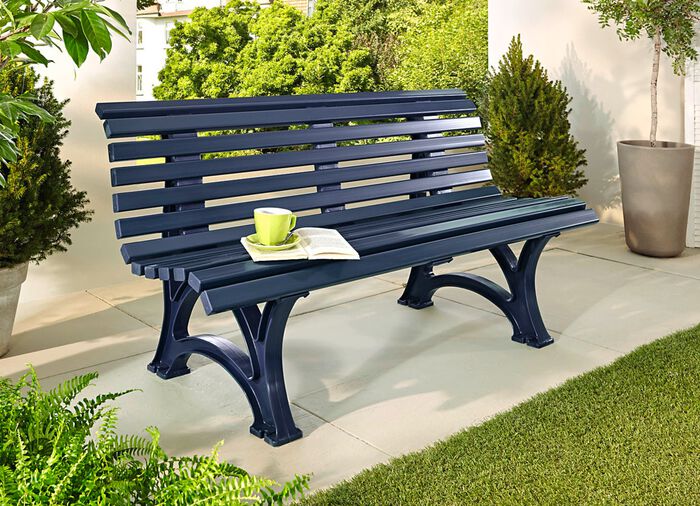 Gartenbank aus hochwertigem Kunststoff 