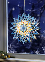 Beleuchteter Fensterstern aus dem Erzgebirge 