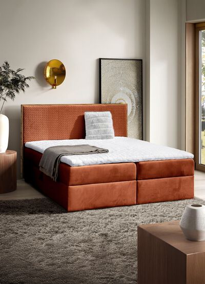 Boxspringbett mit Rahmen aus Wotaneiche 