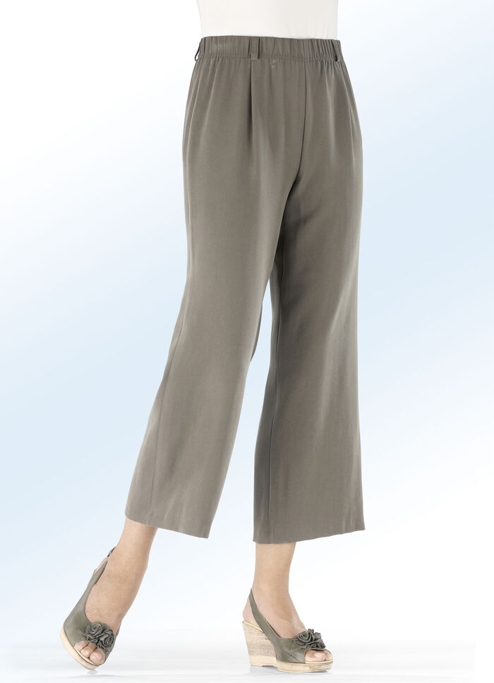 Hose in aktueller, verk&uuml;rzter L&auml;nge OLIV