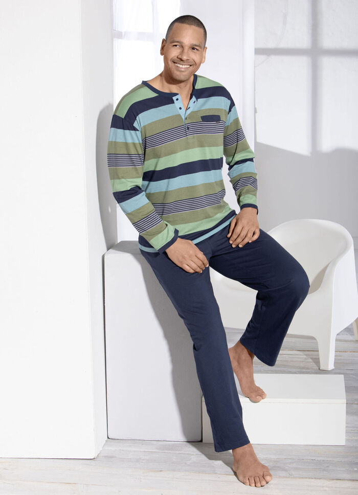 Pyjama mit Knopfleiste, garngef&auml;rbtem Ringeldessin / nachhaltiger Baumwollanbau 