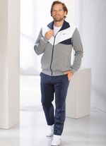 Freizeitanzug mit Seitentaschen 