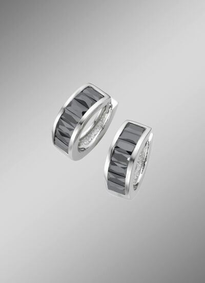 Klappcreolen mit schwarzen Zirkonia 