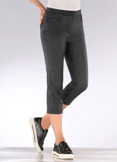 Caprijeans mit Strasssteinchenzier 