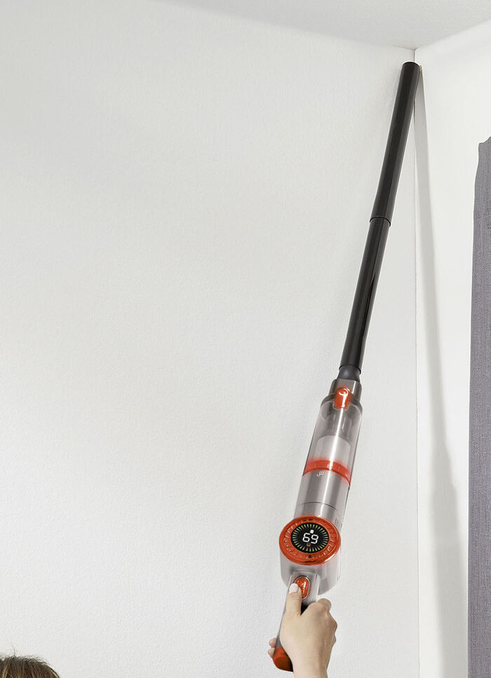 2-in-1 Akku-Hand- und Bodenstaubsauger "MX14 max" mit umfangreichem Zubehör SILBER-ROT