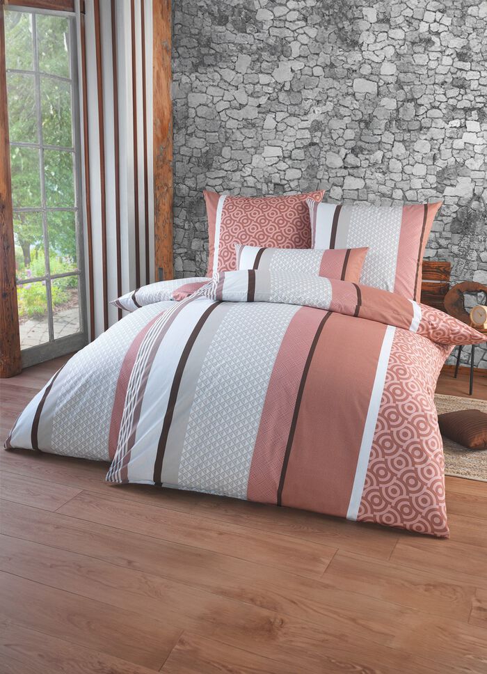 Beidseitig bedruckte Bettw&auml;sche-Garnitur in Renforc&eacute;- Qualit&auml;t BRAUN