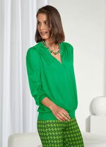 Shirt mit V-Ausschnitt in 2 Farben 