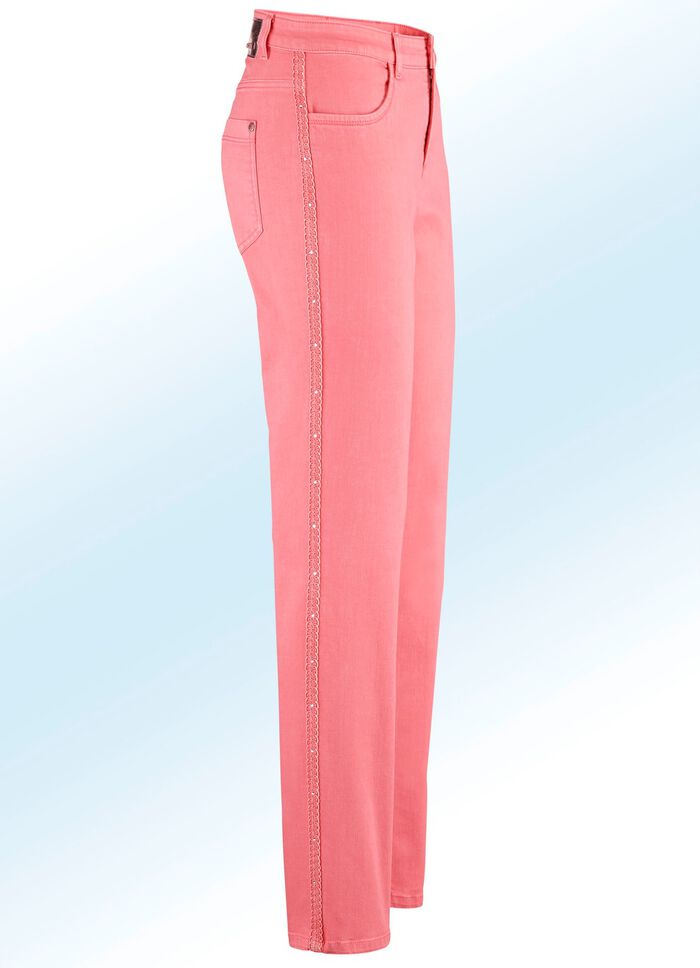 Edel-Jeans mit Zierband und Strasssteinen 
