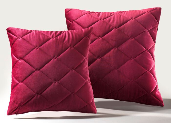 Tagesdecken und Kissenbez&uuml;ge in edler Samt-Optik 