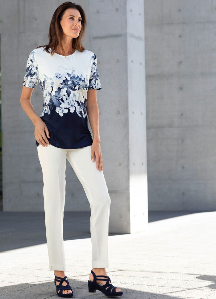 Stilvolles Shirt mit Strass-Schriftzug 