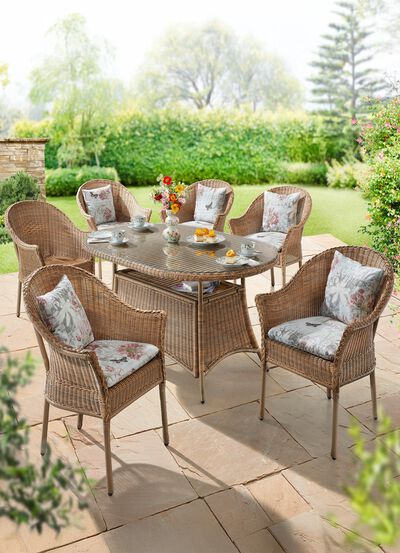 Handgeflochtene Gartenm&ouml;bel 