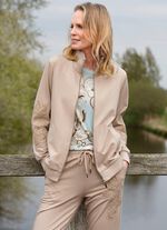 Sweatjacke mit seitlichen Eingrifftaschen 