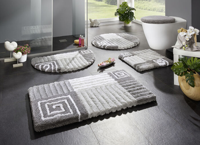 Badgarnitur mit rutschhemmener  Rückseite GRAU