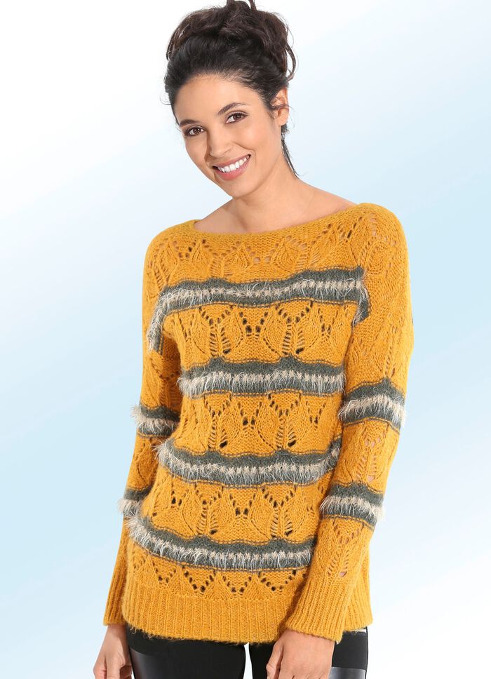 Pullover in Ajourdessin mit glitzerndem Effektgarn 