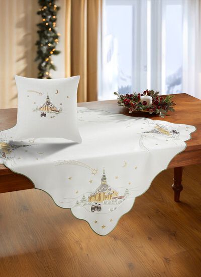 Tisch- und Raumdekoration mit echter Plauener Spitze 